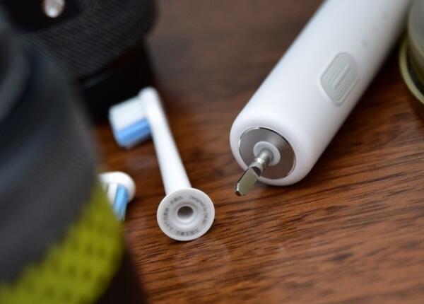 小米牙刷電動牙刷怎么使用？小米電動牙刷的使用指南